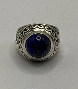 STERLING SILVER & LAPIS LAZULI GEMSTONE RING SIZE 7.75/8: STERLING SILVER & LAPIS LAZULI GEMSTONE RING SIZE 7.75/8