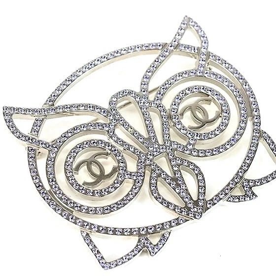 CHANEL　シャネル　ネコ　ブローチ シャネル CHANEL ブローチ ココマーク シルバー 黒 アクセサリー