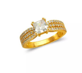 NEW 14K YELLOW GOLD LADIES FANCY PRINCESS CUT SOLITAIRE CZ RING: NEW 14K YELLOW GOLD LADIES FANCY PRINCESS CUT SOLITAIRE CZ RING 14K Yellow Gold Size 7 Approx. 5mm High Polished/Cubic Zirconia Available in White Gold Weight: 4 Grams