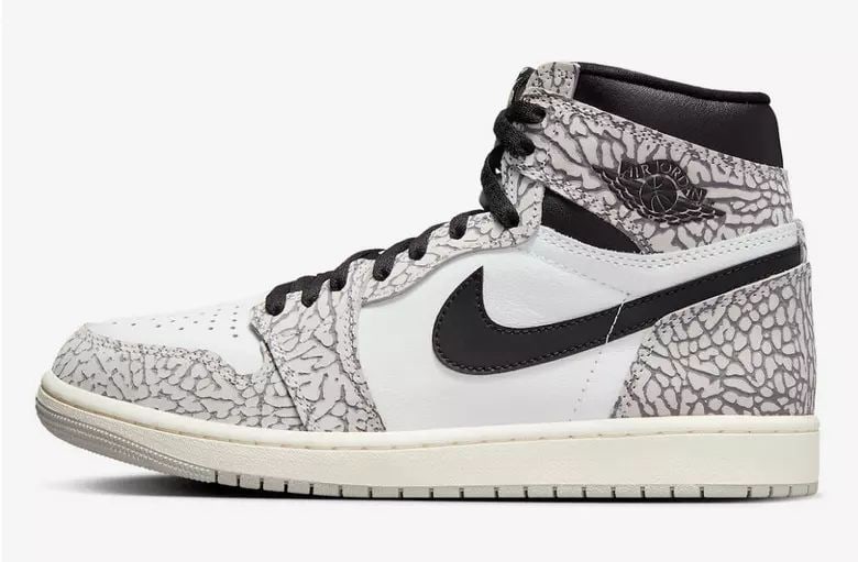 AIR JORDAN 1 RETRO HIGH OG WHITE CEMENT US SHOE SIZE:9: AIR JORDAN 1 RETRO HIGH OG WHITE CEMENT US SHOE SIZE:9 Dressed in a Tech Grey, Muslin, Black, and White color scheme. This offering of the Air Jordan 1 features a White leather base with elephant prin