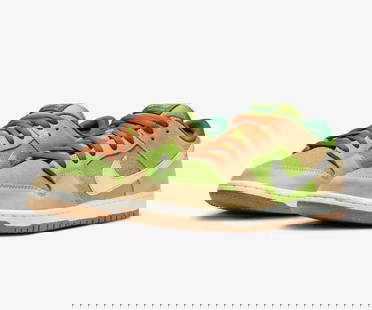 NIKE SB DUNK LOW PRO ESCARGOT DINNER PLATE US SIZE 14: NIKE SB DUNK LOW PRO ESCARGOT DINNER PLATE US SIZE 14 The Nike Dunk Low Pro SB 'Escargot' utilizes a lime green textile upper with tan leather overlays at the forefoot and heel. Metallic silver accent