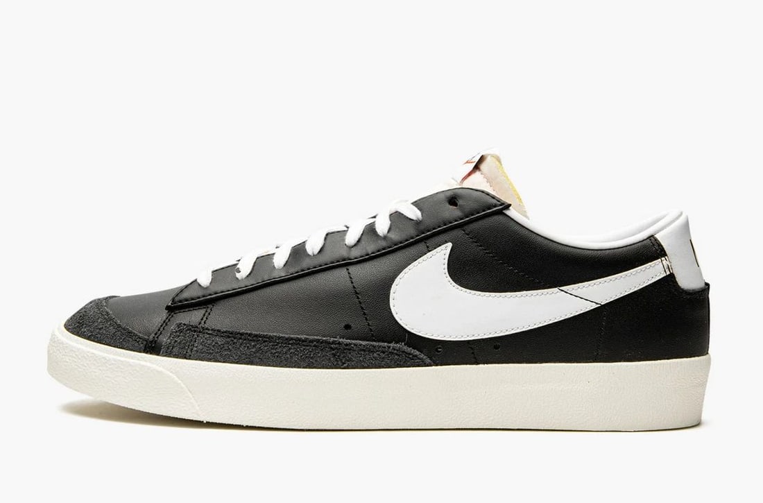 NIKE BLAZER LOW 77 VINTAGE BLACK WHITE SAIL MEN'S SNEAKERS US SIZE 10: NIKE BLAZER LOW 77 VINTAGE BLACK WHITE SAIL MEN'S SNEAKERS US SIZE 10 Praised by the streets for its classic simplicity and comfort, the Nike Blazer Low '77 Vintage returns with its low-profile style