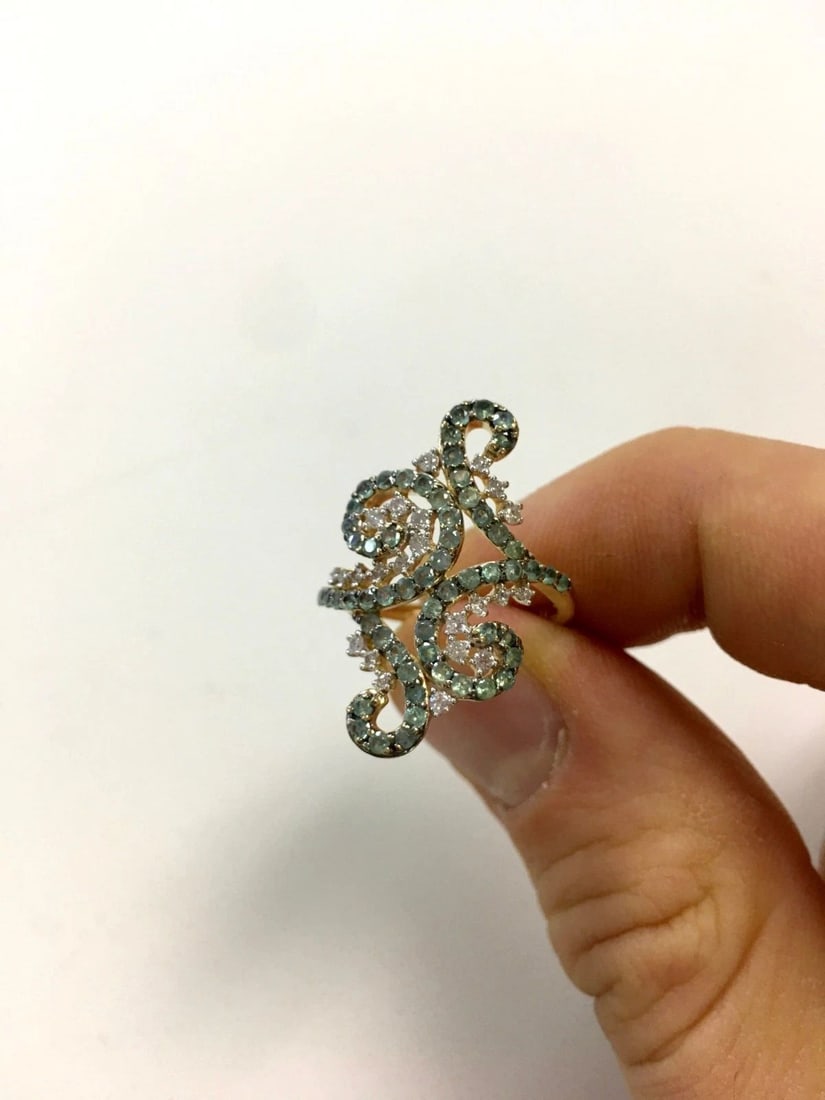 14K YELLOW GOLD RING WITH DIAMONDS AND EMERALDS SIZE: 6 (1 of 2)