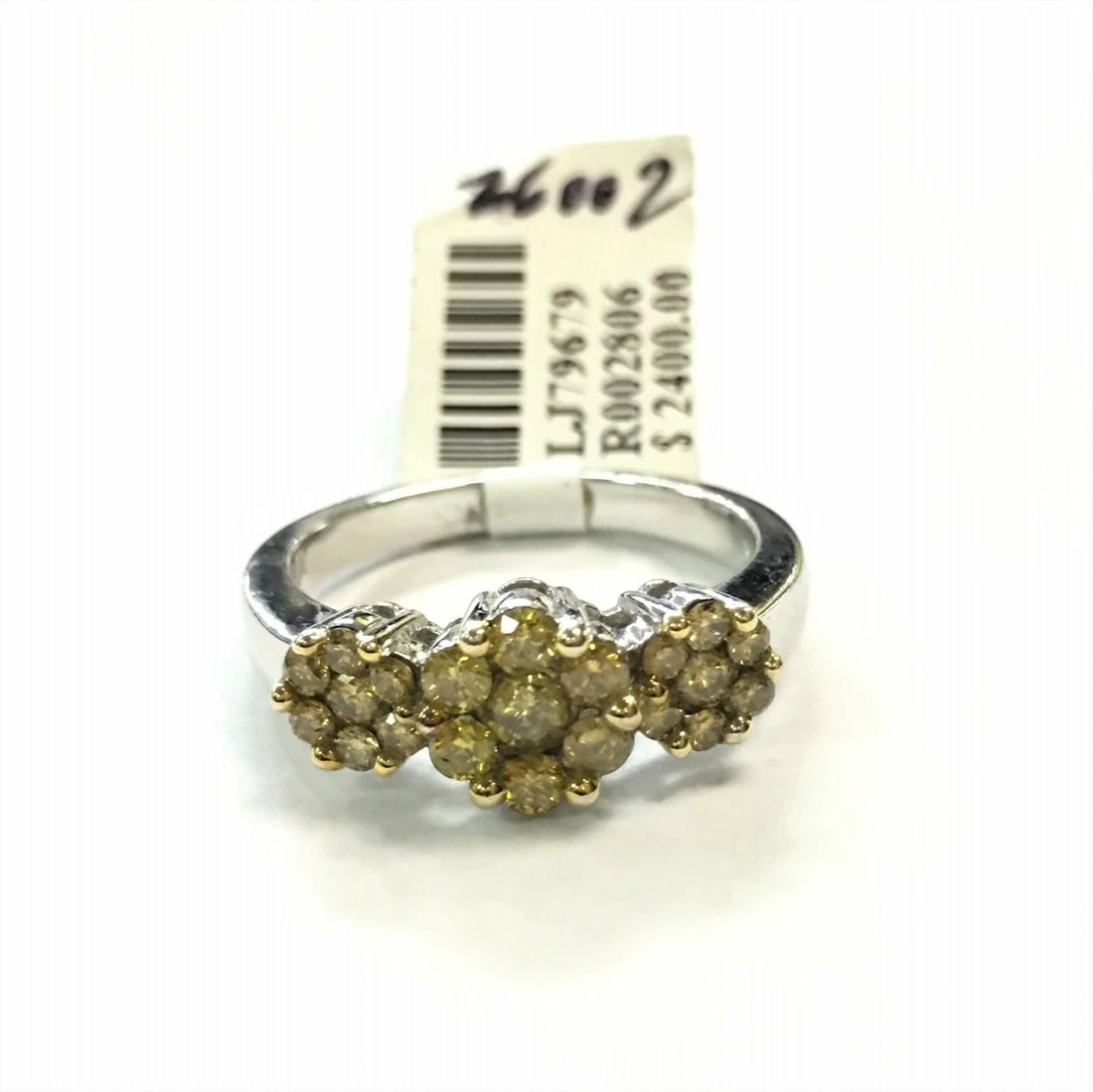 WOMEN'S 14K WHITE GOLD RING WITH YELLOW DIAMONDS, FLOWER SHAPE (SIZE: 6.5) (1 of 2)