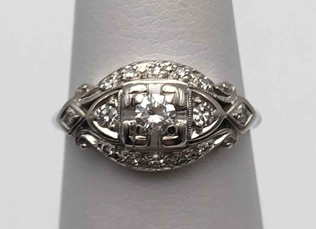 14K WHITE GOLD RING EYE SHAPED WITH 0.41CTS VVS-VS DIAMONDS SIZE: 6.5 (1 of 2)