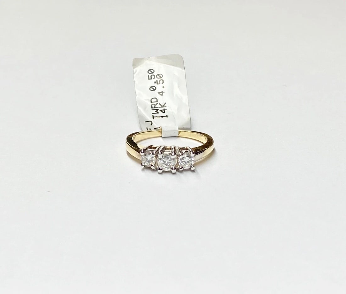 WOMEN'S 14K 2TONE YELLOW/WHITE GOLD 3 STONE RING WITH 0.50CT DIAMONDS SIZE 6.25 (1 of 2)