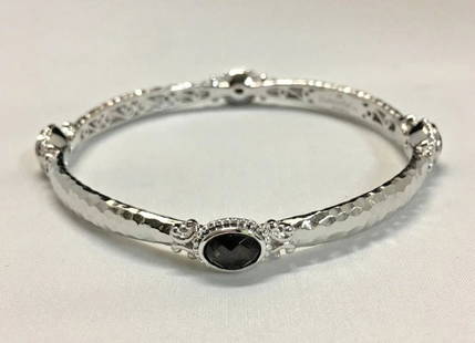 GABRIEL & CO BANGLE 925 STERLING SILVER, FOUR OVAL SMOKY QUARTZ: GABRIEL & CO BANGLE 925 STERLING SILVER, FOUR OVAL SMOKY QUARTZ Gabriel & Co bangle 925 sterling silver, four oval smoky quartz You are bidding on a new with defects Gabriel & Co bangle 925 sterling s