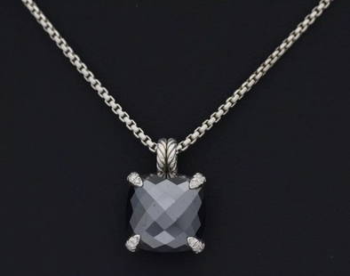 DAVID YURMAN 18" CHATELAINE NECKLACE 14MM HEMATITE & DIAMOND PENDANT: DAVID YURMAN 18" CHATELAINE NECKLACE 14MM HEMATITE & DIAMOND PENDANT Description DAVID YURMAN 18" Chatelaine Necklace 14mm Black Hematite & Diamond Pendant MSRP $1,400 Item is in great condition. May
