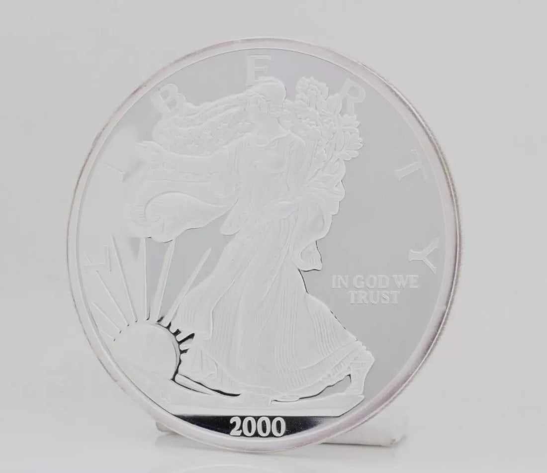 2000 WALKING LIBERTY EAGLE HALF POUND (7.295 OZ) .999 FINE SILVER BULLION ROUND (1 of 2)