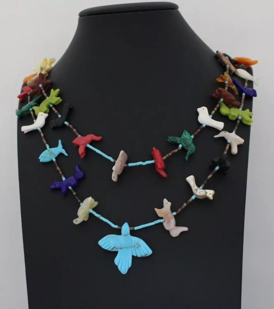 VINTAGE RG RAYMOND GASPER ZUNI 2 STRAND 36 HAND CARVED MULTI GEM FETISH NECKLACE (1 of 2)