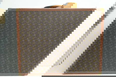 AUTHENTIC LOUIS VUITTON LIMITED ALZER 65 VINTAGE MONOGRAM TRUNK TRAVEL LUGGAGE: AUTHENTIC LOUIS VUITTON LIMITED ALZER 65 VINTAGE MONOGRAM TRUNK TRAVEL LUGGAGE LV Monogram Signature Logo Large Trunk, Luggage Clip / Key Lock Closure Gold Plated, Leather Manufactured: France - Pre