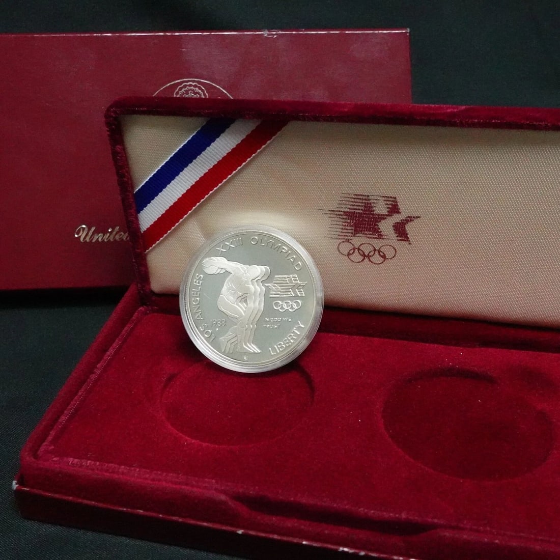1983 S U.S MINT OLYMPIC SILVER PROOF $1 DOLLAR OGP & COA (1 of 2)