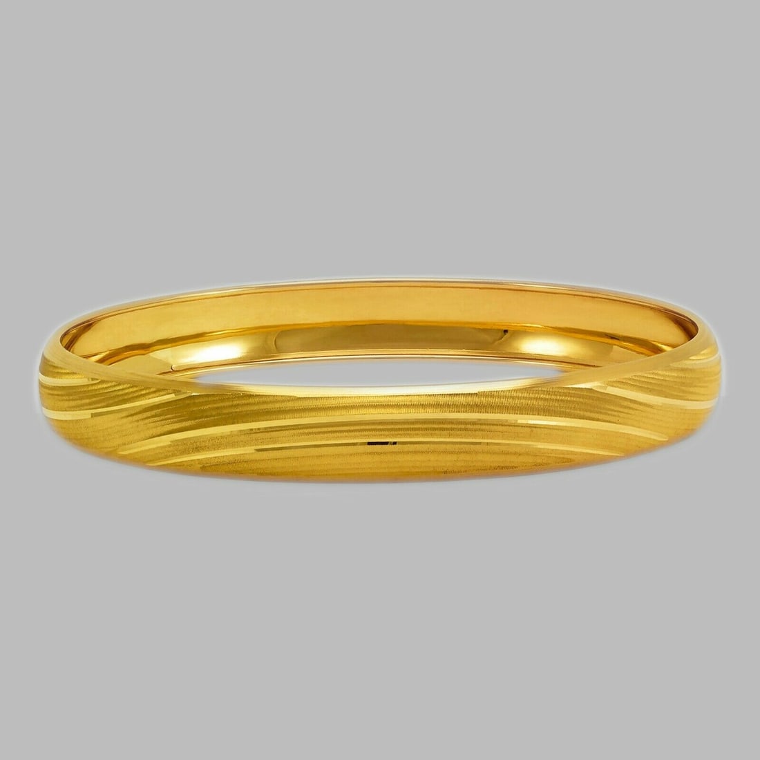 14K YELLOW GOLD LADIES DIAMOND CUT BANGLE BRACELET 10mm (1 of 2)
