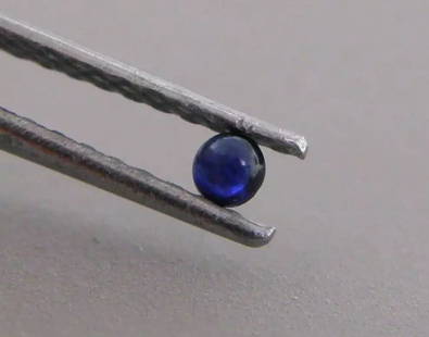 LOOSE NATURAL BLUE SAPPHIRE CABOCHON Sale is for 1 round cabochon natural blue sapphire Sapphires: LOOSE NATURAL BLUE SAPPHIRE CABOCHON Sale is for 1 round cabochon natural blue sapphire Sapphires measures 2.4mm in diameter If you purchase 2 and want matching pair please let me know. New, never use