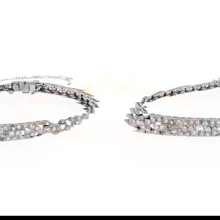 ART DECO BRACELET DIAMOND PLATINUM FLORAL  MILGRAIN LINK DESIGN: ART DECO BRACELET DIAMOND PLATINUM FLORAL MILGRAIN LINK DESIGN Art Deco Diamond Platinum Floral Milgrain Link Bracelet Description This beautiful Art Deco bracelet is crafted from platinum. The 2.5 in