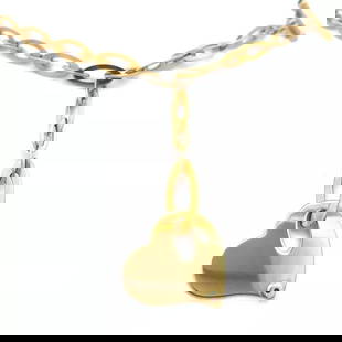 ROBERTO COIN GOLD NECKLACE CHIC AND SHINE HEART PENDANT 18K YELLOW: ROBERTO COIN GOLD NECKLACE CHIC AND SHINE HEART PENDANT 18K YELLOW This beautiful authentic necklace is by Roberto Coin from his Chic and Shine Collection. It is crafted from 18k yellow gold featuring