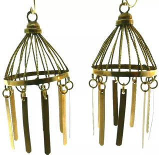 VICTORIAN 14K YELLOW AND ROSE GOLD FRENCH WIRE CHANDELIER EARRINGS FISH HOOKS: VICTORIAN 14K YELLOW AND ROSE GOLD FRENCH WIRE CHANDELIER EARRINGS FISH HOOKS Victorian 14K Yellow and Rose Gold French Wire Chandelier Earrings Fish Hooks Material: 14K Yellow and Rose Gold Weight: 9