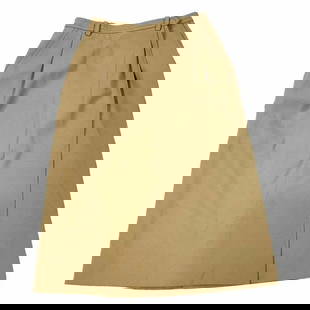YVES SAINT LAURENT RIVE GAUCHE PARIS BROWN SKIRT, SIZE 36: YVES SAINT LAURENT RIVE GAUCHE PARIS BROWN SKIRT, SIZE 36 YVES SAINT LAURENT RIVE GAUCHE PARIS BROWN SKIRT, SIZE 36 The skirt is made out of 100% wool, it features wrap around design and pockets on ea