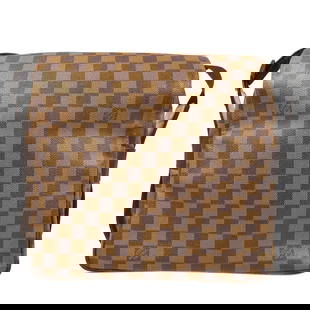 LOUIS VUITTON DAMIER NAVIGLIO SHOULDER BAG: LOUIS VUITTON DAMIER NAVIGLIO SHOULDER BAG LOUIS VUITTON DAMIER NAVIGLIO SHOULDER BAG CONDITION OUTSIDE : SA: GREAT CONDITION!! INSIDE: SA: GREAT CONDITION!! Number :TH0054 Pocket :Outside: - Inside: