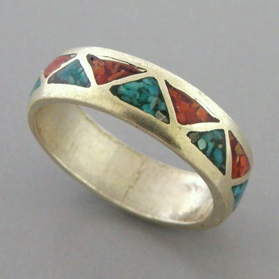 VINTAGE NAVAJO STERLING SILVER CORAL & TURQUOISE INLAY BAND RING SIZE 11.75 (1 of 2)