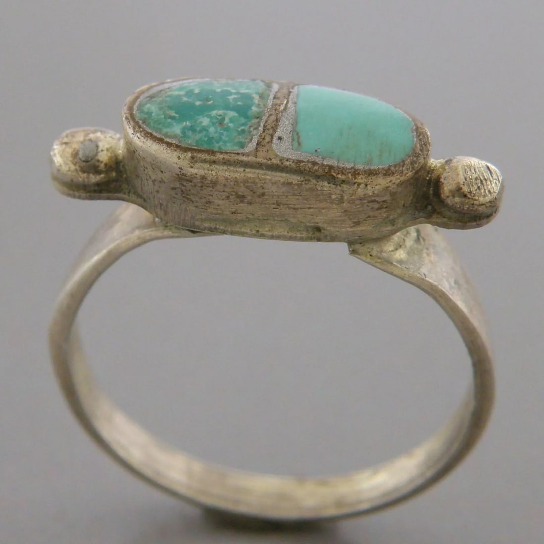 VINTAGE BEAUTIFUL NAVAJO STERLING SILVER INLAY TURQUOISE RING SIZE 4 (1 of 2)