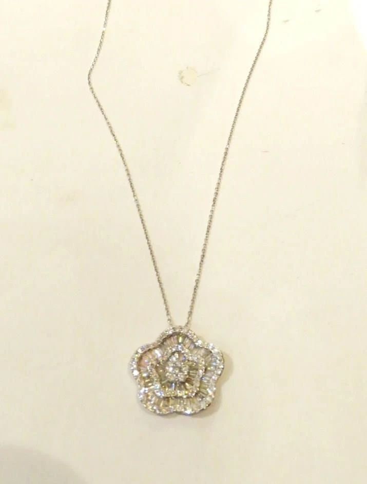 LIQUIDATION!!$16236 MAGNIFICENT LRG CLEEF STYLE FLORAL DIAMOND PENDANT NECKLACE (1 of 1)