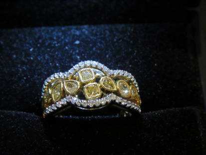 18KT YELLOW DIAMOND WHITE DIAMOND RING: 18KT YELLOW DIAMOND WHITE DIAMOND RING The Following Item we are offering is this Beautiful Rare Important 18KT Gold Gorgeous Rose Cut Yellow and White Diamond Ring. Ring is comprised of a