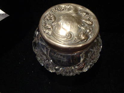 LOVELY EXQUISITE 19TH FRENCH STERLING SILVER BOINTABURET FRENCH CRYSTAL BOX: LOVELY EXQUISITE 19TH FRENCH STERLING SILVER BOINTABURET FRENCH CRYSTAL BOX LOVELY EXQUISITE 19TH FRENCH STERLING SILVER BOINTABURET FRENCH CRYSTAL BOX The Following Items we are Offering is An Outsta