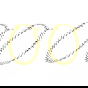 NEW 14K YELLOW GOLD DC OVAL HOOP EARRINGS: NEW 14K YELLOW GOLD DC OVAL HOOP EARRINGS 14K Yellow Gold NEW DC OVAL HOOP EARRINGS WEIGHT: 0.7g