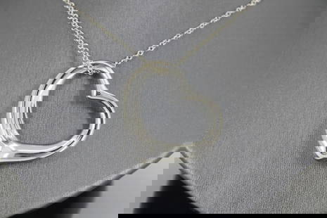 TIFFANY ELSA PERETTI STERLING SILVER 35MM OPEN HEART PENDANT 31" CHAIN NECKLACE: TIFFANY ELSA PERETTI STERLING SILVER 35MM OPEN HEART PENDANT 31" CHAIN NECKLACE TIFFANY ELSA PERETTI STERLING SILVER 35MM OPEN HEART PENDANT 31" CHAIN NECKLACE Description Tiffany Elsa Peretti Sterlin