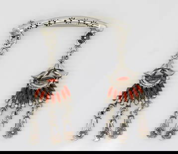 ZUNI NORBERT HASKIE STERLING SILVER RED CORAL NEEDLE POINT BROOCH PIN: ZUNI NORBERT HASKIE STERLING SILVER RED CORAL NEEDLE POINT BROOCH PIN Description Zuni Norbert Haskie Sterling Silver Red Coral Needle Point Brooch Pin Brooch/pin is in good condition. May show