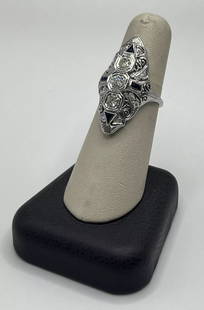 18K WHITE GOLD, DIAMOND & SAPPHIRE RING SIZE 7: 18K WHITE GOLD, DIAMOND & SAPPHIRE RING SIZE 7 This 18K white gold ring is a stunning piece of fine jewelry that surely won't disappoint. The ring size is 7 and it features a beautiful blue sapphire a
