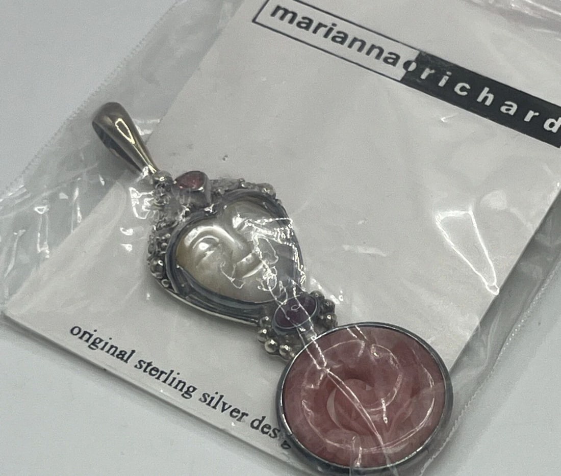 SAJEN - MARIANNA RICHARD STERLING SILVER PENDANT WITH GODDESS FACE & RED STONE (1 of 2)