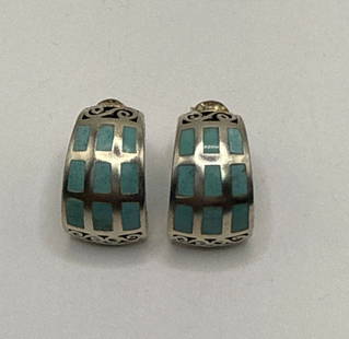 SWIRL RECTANGLE TURQUOISE INLAY POST EARRINGS: SWIRL RECTANGLE TURQUOISE INLAY POST EARRINGS Experience the elegance of Southwestern design with these Swirl Rectangle Turquoise Inlay Post Earrings. Crafted from high-quality 925 sterling silver,