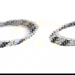 DIAMOND PLATINUM BRACELET RECTANGLE ENGRAVED LINKS ART DECO: DIAMOND PLATINUM BRACELET RECTANGLE ENGRAVED LINKS ART DECO This beautiful vintage bracelet is crafted from platinum featuring alternating long and short rectangle shape links, the long links features