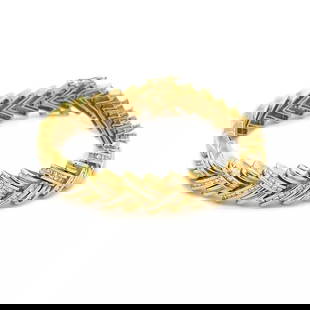 DIAMOND 18K YELLOW GOLD SPIGA LINK WIDE BRACELET 2.2 CT BY POM JEWELRY: DIAMOND 18K YELLOW GOLD SPIGA LINK WIDE BRACELET 2.2 CT BY POM JEWELRY This is a beautiful bracelet by POM Jewelry, it is crafted from 18k yellow gold featuring chasing Spiga V links, one side has a g