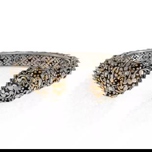 JOHN HARDY BRACELET DOT KICK 925 SILVER 18K YELLOW GOLD CUFF: JOHN HARDY BRACELET DOT KICK 925 SILVER 18K YELLOW GOLD CUFF John Hardy Dot Kick 925 Silver 18k Yellow Gold Cuff Bracelet Description This authentic cuff bracelet is by David Yurman, a mix of sterling