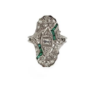 ART DECO DIAMOND PLATINUM OVAL SHAPE MILGRAIN DESIGN RING SIZE 6: ART DECO DIAMOND PLATINUM OVAL SHAPE MILGRAIN DESIGN RING SIZE 6 Art Deco Diamond Platinum Oval Shape Milgrain Design Ring Size 6 Description This beautiful Art Deco ring is crafted from platinum feat