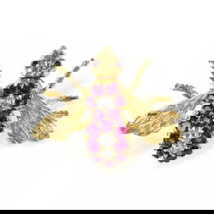 HERBERT ROSENTHAL DIAMOND & RUBY 18K YELLOW GOLD BEE TIE TACK: HERBERT ROSENTHAL DIAMOND & RUBY 18K YELLOW GOLD BEE TIE TACK Herbert Rosenthal Diamond & Ruby 18k Yellow Gold Bee Tie Tack Description This is an authentic tie tack from Herbert Rosenthal, it is craf