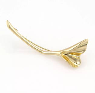 TIFFANY & CO. 18K PIN YELLOW GOLD DESIGNER FASHION BROOCH: TIFFANY & CO. 18K PIN YELLOW GOLD DESIGNER FASHION BROOCH Tiffany & Co. 18K Yellow Gold Designer Fashion Pin / Brooch This authentic Tiffany & Co. piece is finely crated from solid 18k yellow gold. It