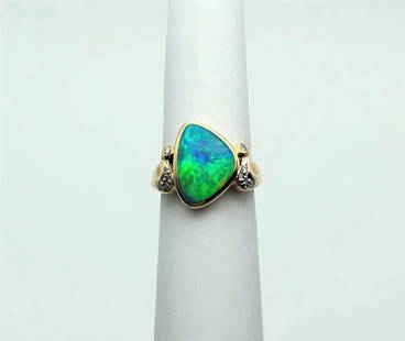 14K GOLD RING WITH NATURAL OPAL AND 0.08CTS DIAMONDS   (SIZE: 7): 14K GOLD RING WITH NATURAL OPAL AND 0.08CTS DIAMONDS (SIZE: 7) 14k Gold Ring with Natural Opal and Diamonds You are bidding on a 14k Gold Ring with Natural Opal and Diamonds. The ring has been fully c