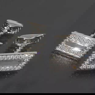 DE BEERS DIAMOND 0.87CT CUFFLINKS 18K WHITE GOLD MEN'S 12.2G WARRANTY: DE BEERS DIAMOND 0.87CT CUFFLINKS 18K WHITE GOLD MEN'S 12.2G WARRANTY E1522 Style : Cufflinks Size & Length (Approx.) : 0.9×1.8cm Material : White Gold 18K Main Stone : Diamond Total weight (Approx.)