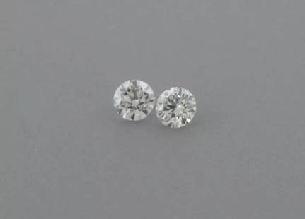 LOOSE NATURAL UNTREATED DIAMONDS Sale is for 2 round cut natural untreated earth mined diamond Sale: LOOSE NATURAL UNTREATED DIAMONDS Sale is for 2 round cut natural untreated earth mined diamond Sale is for a matching pair Diamonds measures 0.8mm in diameter Diamonds are full cut Diamonds are G colo