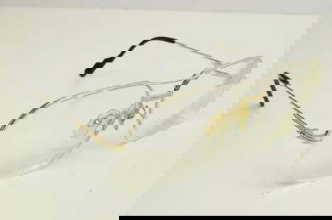 AUTHENTIC CARTIER ORSAY LOUIS PLATINE EYEGLASSES 58 15 135 VINTAGE HALF RIMLESS: AUTHENTIC CARTIER ORSAY LOUIS PLATINE EYEGLASSES 58 15 135 VINTAGE HALF RIMLESS *PLEASE NOTE* This model currently has Clear Prescription Aviator Lenses. This sale is more so for the frame as you will