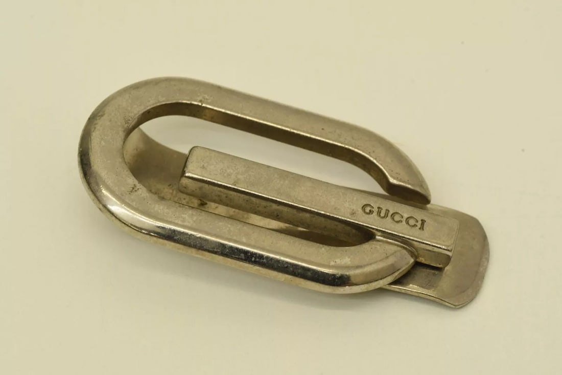 AUTHENTIC GUCCI OVAL LOGO VINTAGE G EMBLEM MONEY CLIP SILVER PLATED ACCESSORY (1 of 2)