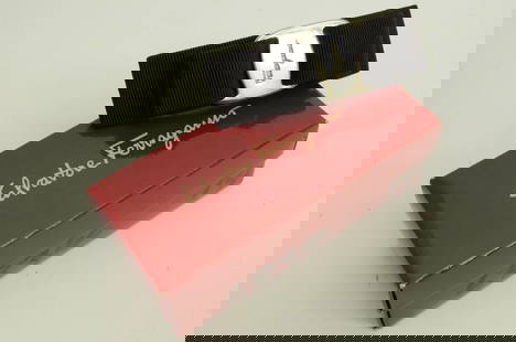 AUTHENTIC SALVATORE FERRAGAMO HAIR CLIP SP BUCKLE LOGO BLACK NYLON ACCESSORY: AUTHENTIC SALVATORE FERRAGAMO HAIR CLIP SP BUCKLE LOGO BLACK NYLON ACCESSORY Condition: This fashion accessory is in great wearable condition with no visible discoloration or flaws, however it has a n
