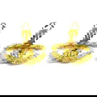 CHANEL CC LOGOS CHARM EARRINGS CLIP-ON GOLD-TONE ACCESSORIES 93A: CHANEL CC LOGOS CHARM EARRINGS CLIP-ON GOLD-TONE ACCESSORIES 93A Exterior: A; GOOD CONDITION!! Dirt Other: - S : New or new without a tag. SA : Excellent condition. A : Good condition with minor sigh