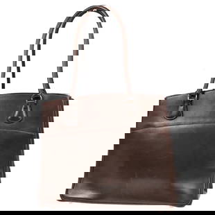 HERMES CHOCOLAT TADELAKT LA TOTE HANDBAG: HERMES CHOCOLAT TADELAKT LA TOTE HANDBAG OUTSIDE : AB: FAIR CONDITION!! Scuffs and scratches. INSIDE : A: GOOD CONDITION!! Scuffs and scratches. Pocket has dirt. S : New or new without a tag. SA : Exc
