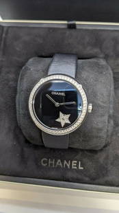 CHANEL MADEMOISELLE PRIVE H2928 18K WHITE GOLD DIAMOND AUTOMATIC WATCH WITH BOX: CHANEL MADEMOISELLE PRIVE H2928 18K WHITE GOLD DIAMOND AUTOMATIC WATCH WITH BOX Chanel Mademoiselle Prive 18K White Gold Automatic Watch Reference - H2928 Diamond Bezel , Dial & Strap Case Size - 37.5