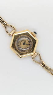 TIFFANY & CO. 18K & 14K GOLD 5138 MANUAL WINDING BRACELET WATCH  21MM SOLD AS IS: Vintage Tiffany & Co. 18K Yellow Gold Case & 14K Gold Bracelet Clasp Ref - 5138 Manual Winding Bracelet Watch Etched 'ZM' Case Size - 21mm Length - 6" Long Wrist Size - 5.5" Total Weight - 17.6 Grams